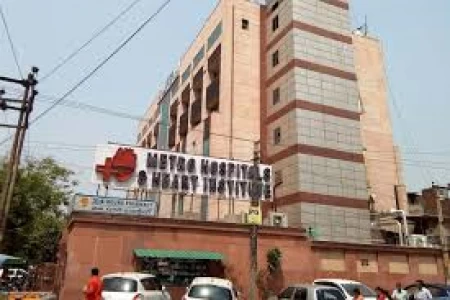 Metro Hospital, Noida, Delhi-NCR - Mediyatra